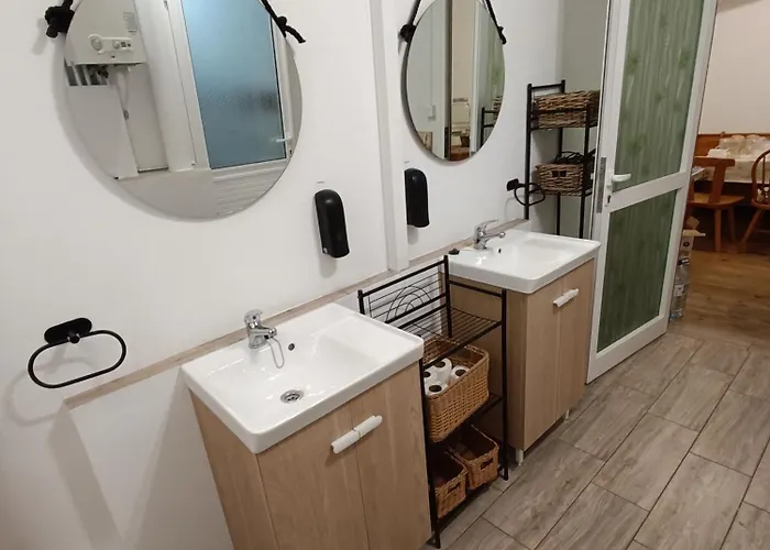 Хостел Tenerife Dreams Coffee&bed